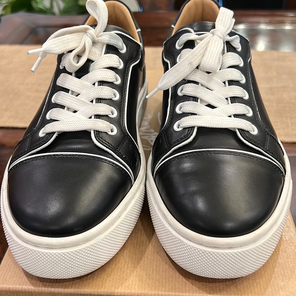 🔴SOLD🔴 Christian Louboutin black sneaker sz40.5 Excellent condition 695 - Picture 12 of 13